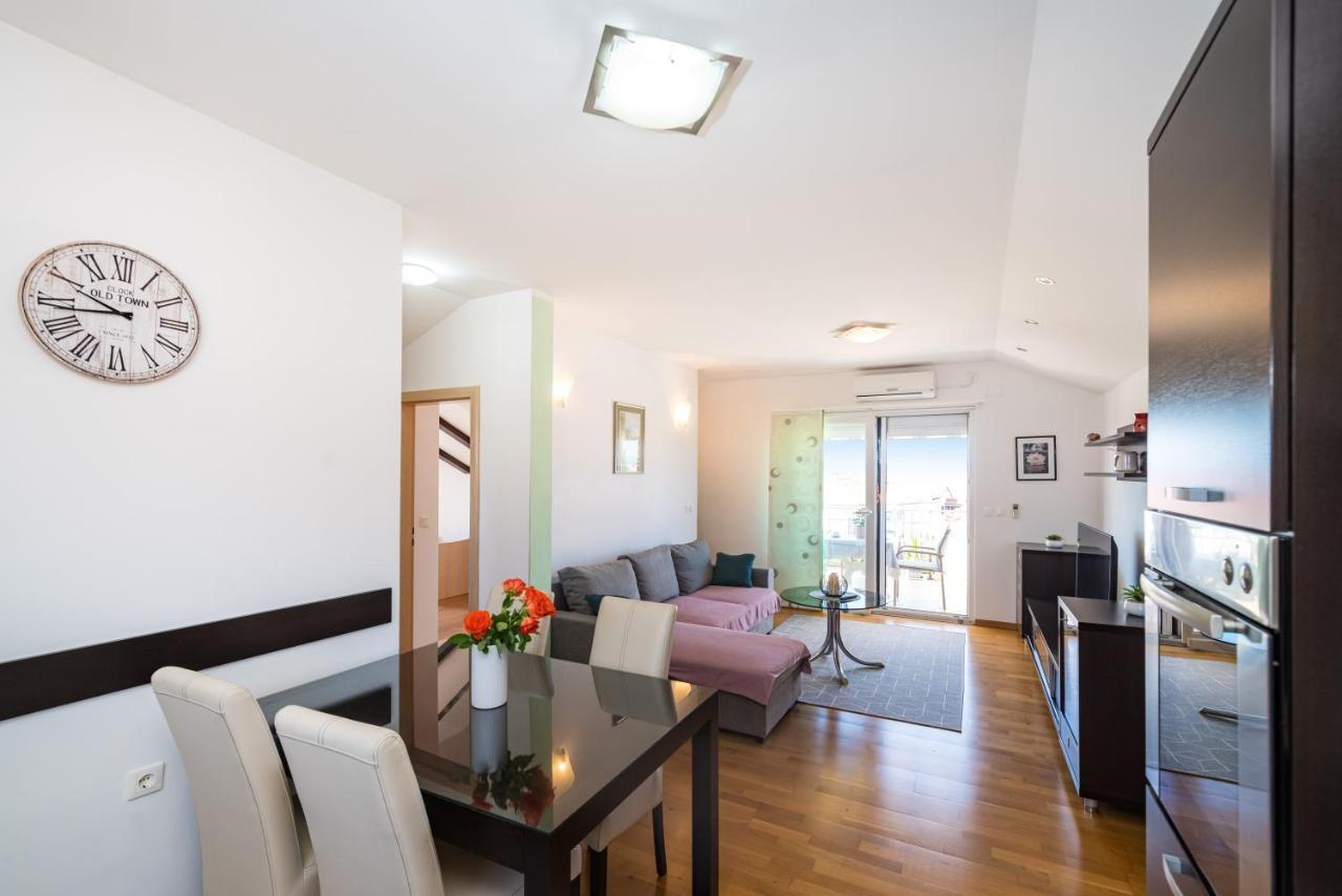 Visnja Apartament *